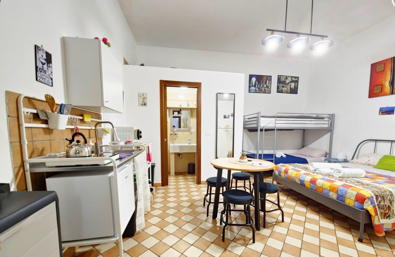 La Casina Di Promised Land Napoli Apartment Екстериор снимка